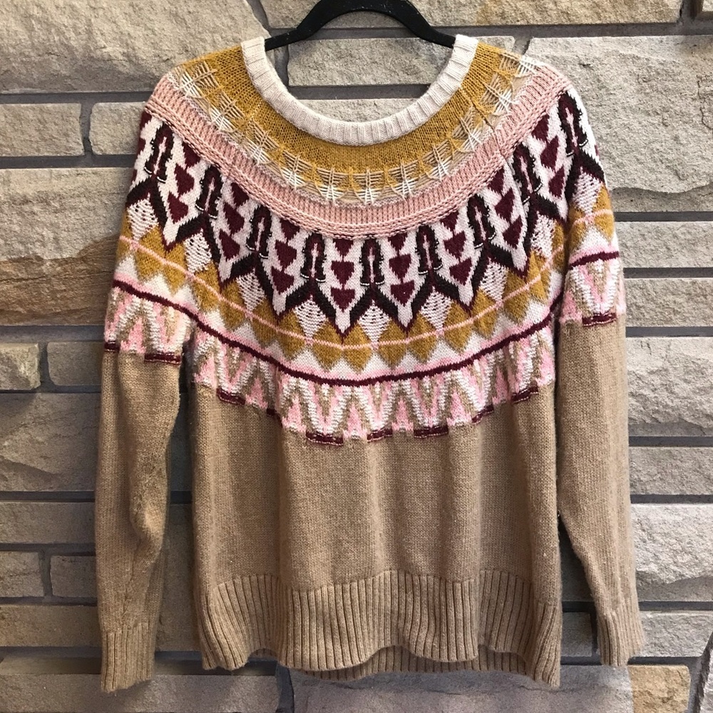 Sundance Crewneck Sweater Tan Vintage Cabin Nordic Isle Pattern Print PXL